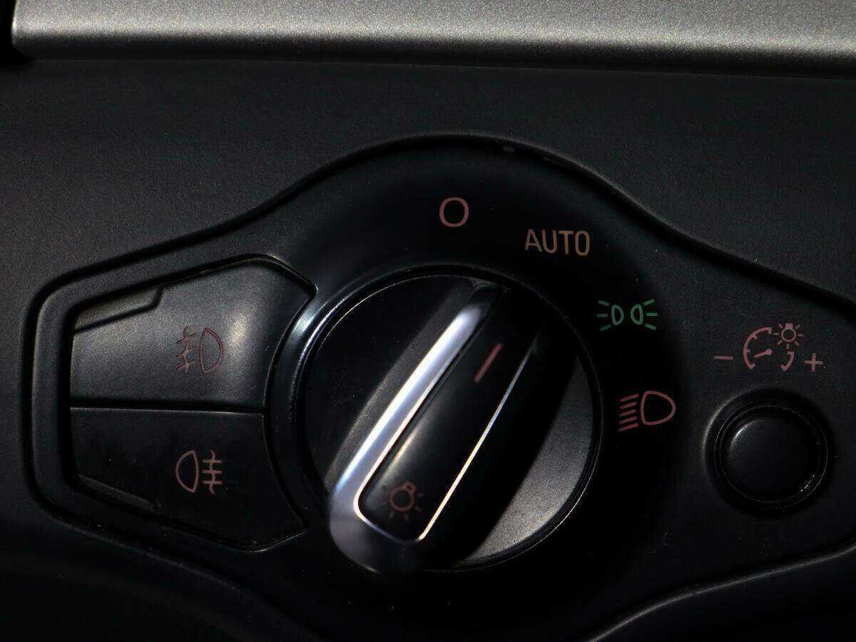 Audi A4, 2009 Фото №15