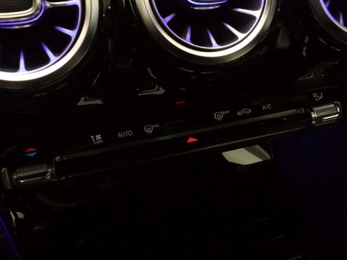 Mercedes-Benz CLA 250, 2019 Фото №15