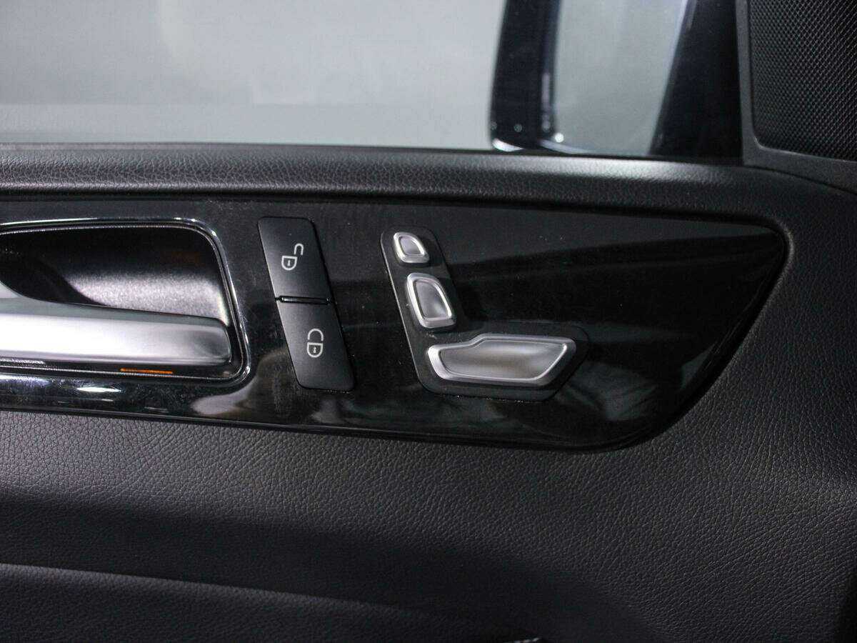 Mercedes-Benz GLS 400, 2018 Фото №22