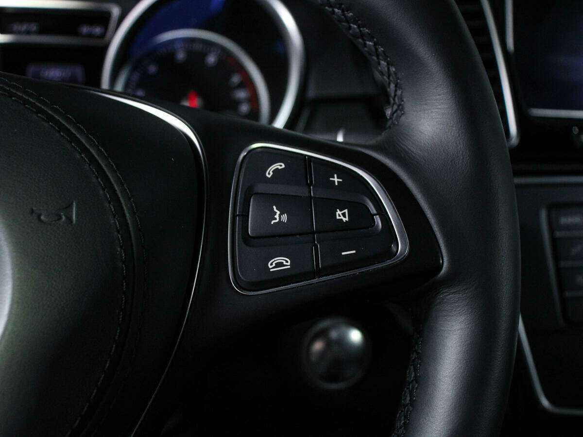 Mercedes-Benz GLS 400, 2018 Фото №23