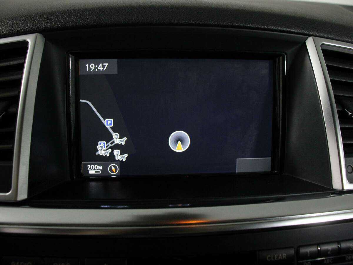 Mercedes-Benz M-Класс 350 CDI, 2011 Фото №27