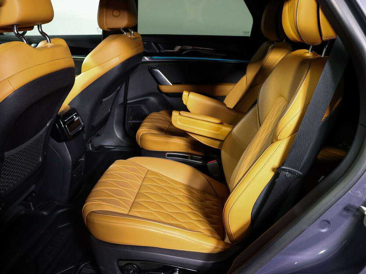 BYD Tang, 2022 Фото №9