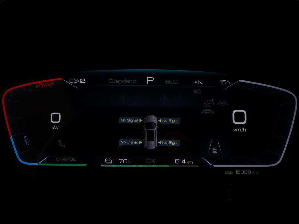 BYD Tang, 2022 Фото №10