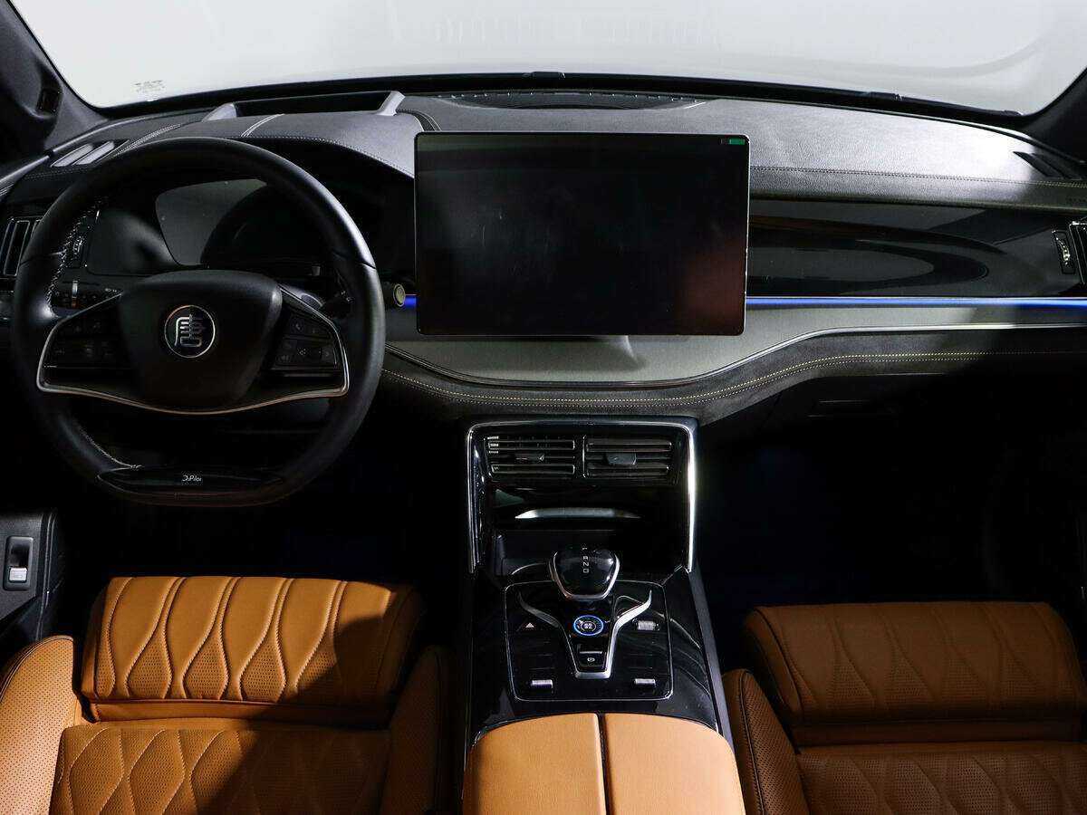 BYD Tang, 2022 Фото №11