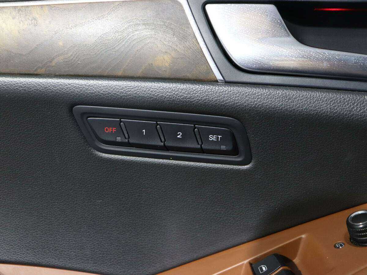 Audi Q5, 2011 Фото №18