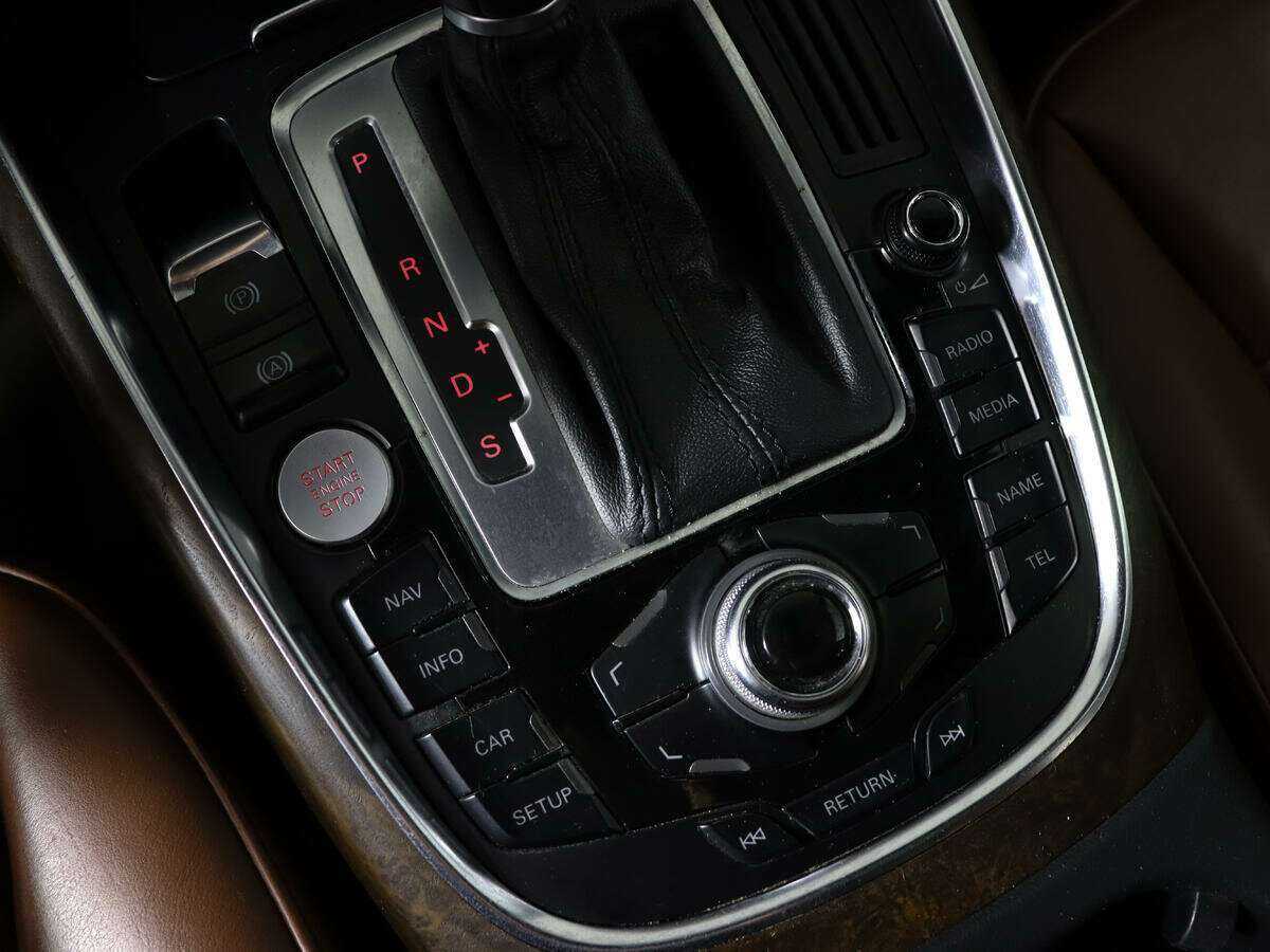 Audi Q5, 2011 Фото №20