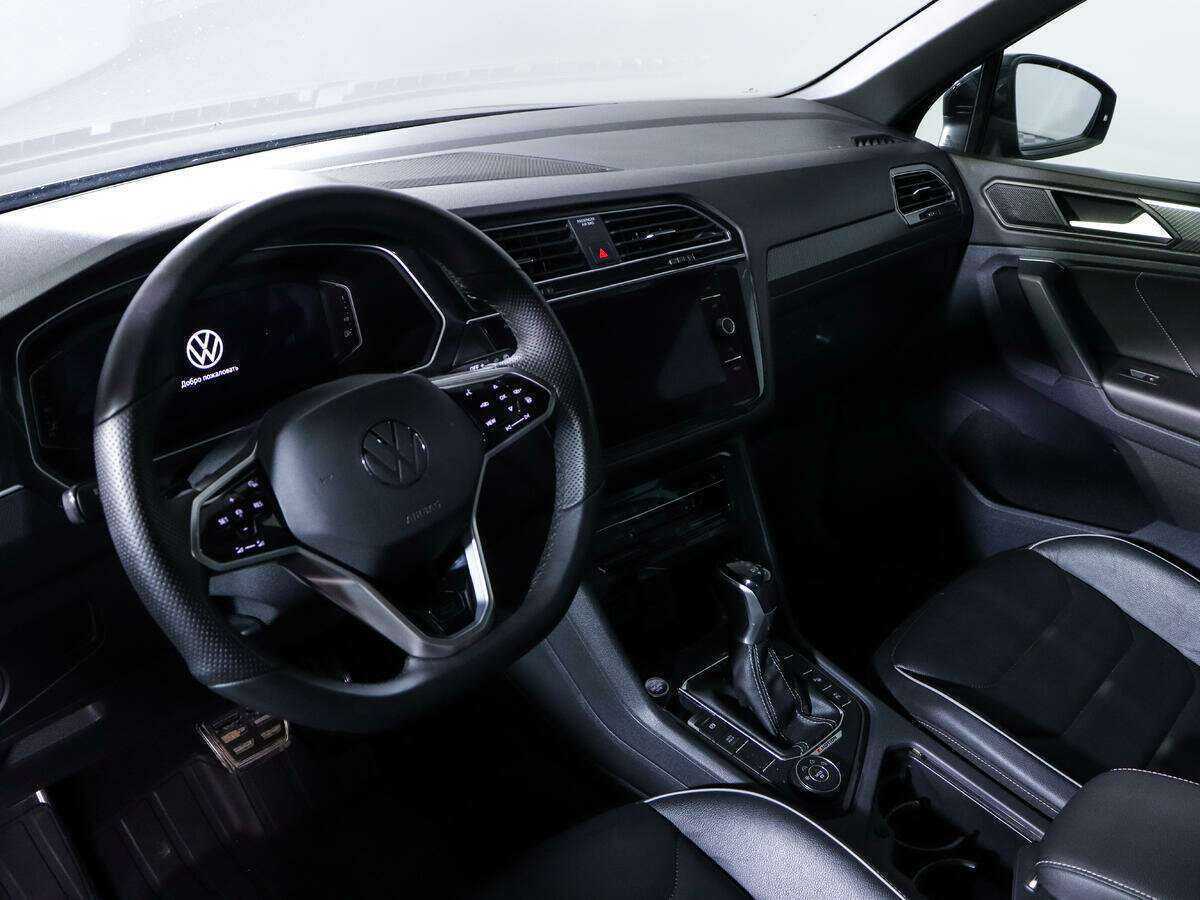 Volkswagen Tiguan, 2021 Фото №12