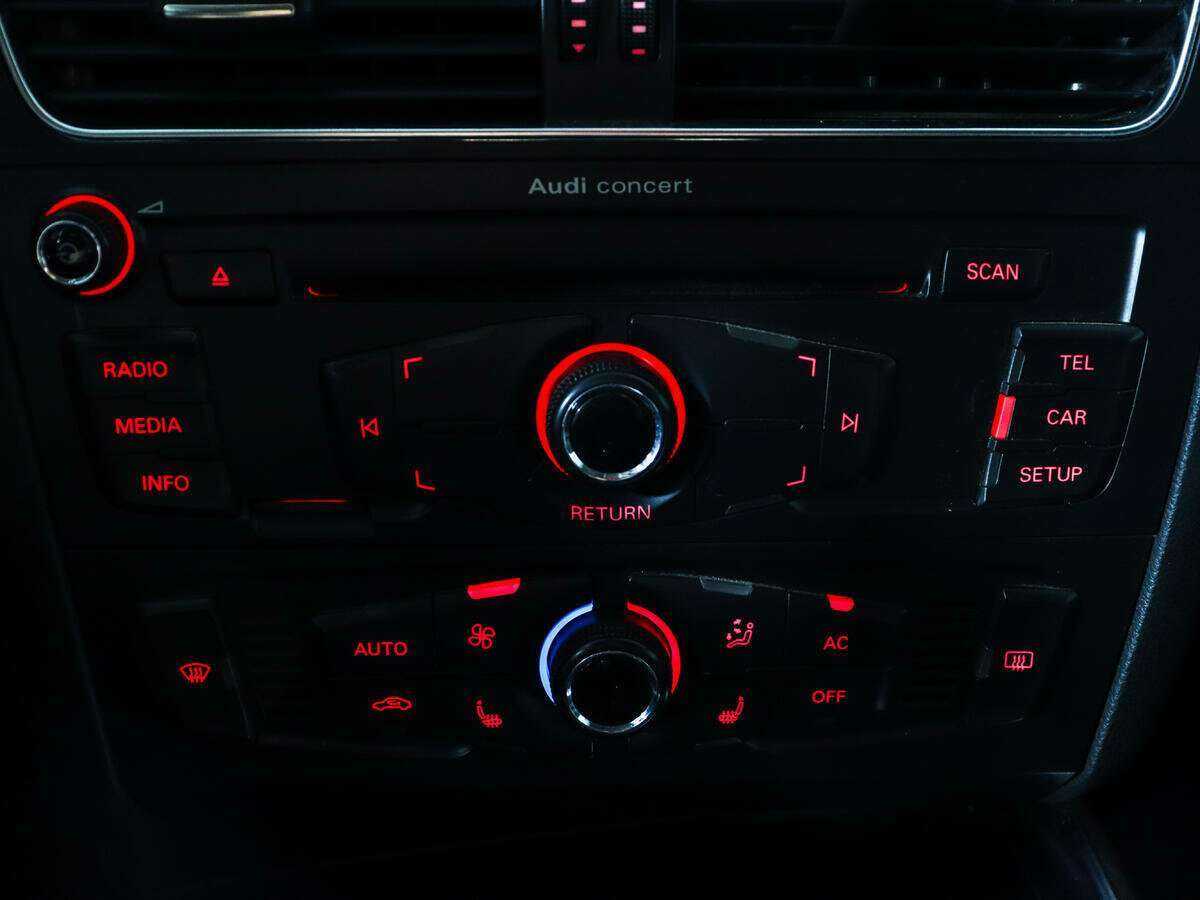 Audi Q5, 2011 Фото №14