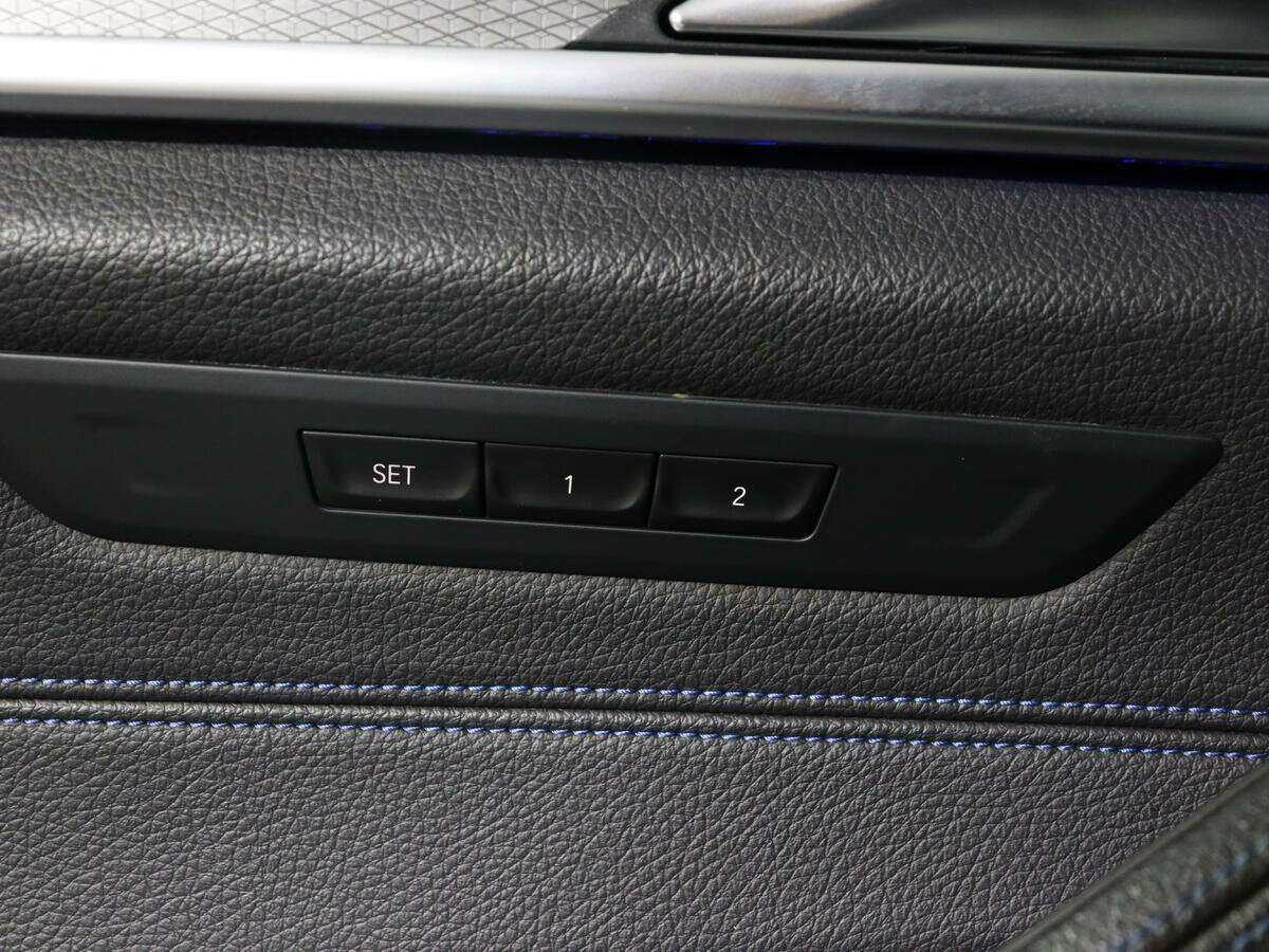 BMW 5 серии 530i xDrive, 2018 Фото №17