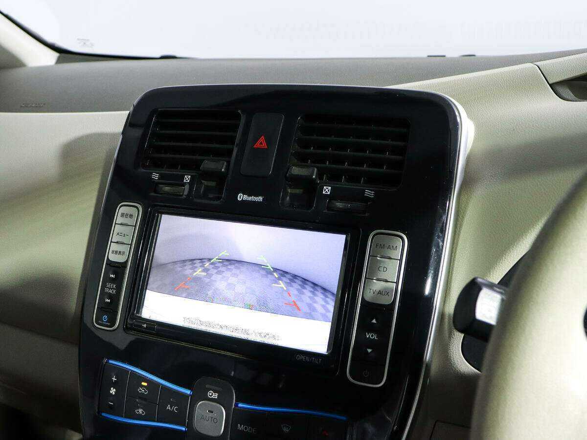 Nissan Leaf, 2011 Фото №15