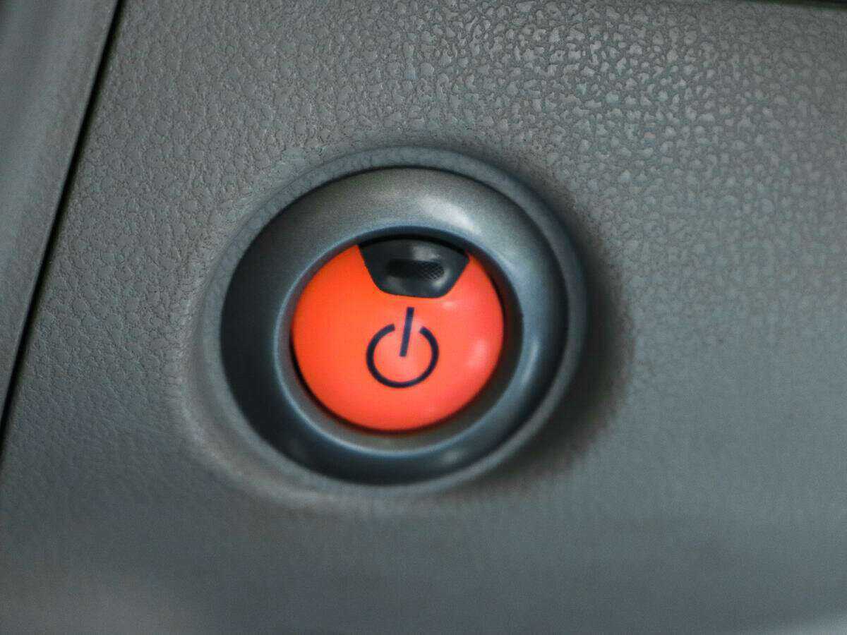 Nissan Leaf, 2011 Фото №17