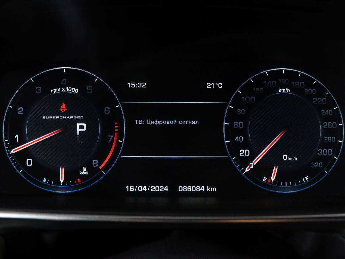 Land Rover Range Rover Sport SVR, 2015 Фото №9