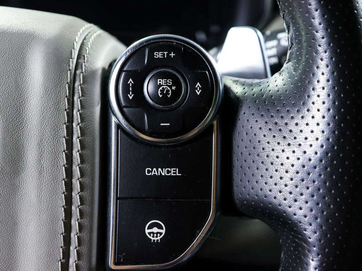 Land Rover Range Rover Sport SVR, 2015 Фото №24