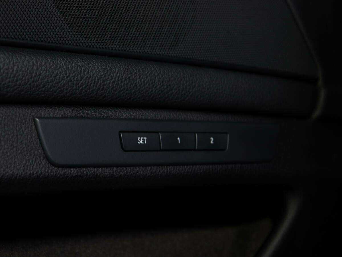 BMW 5 серии 530d xDrive, 2015 Фото №14