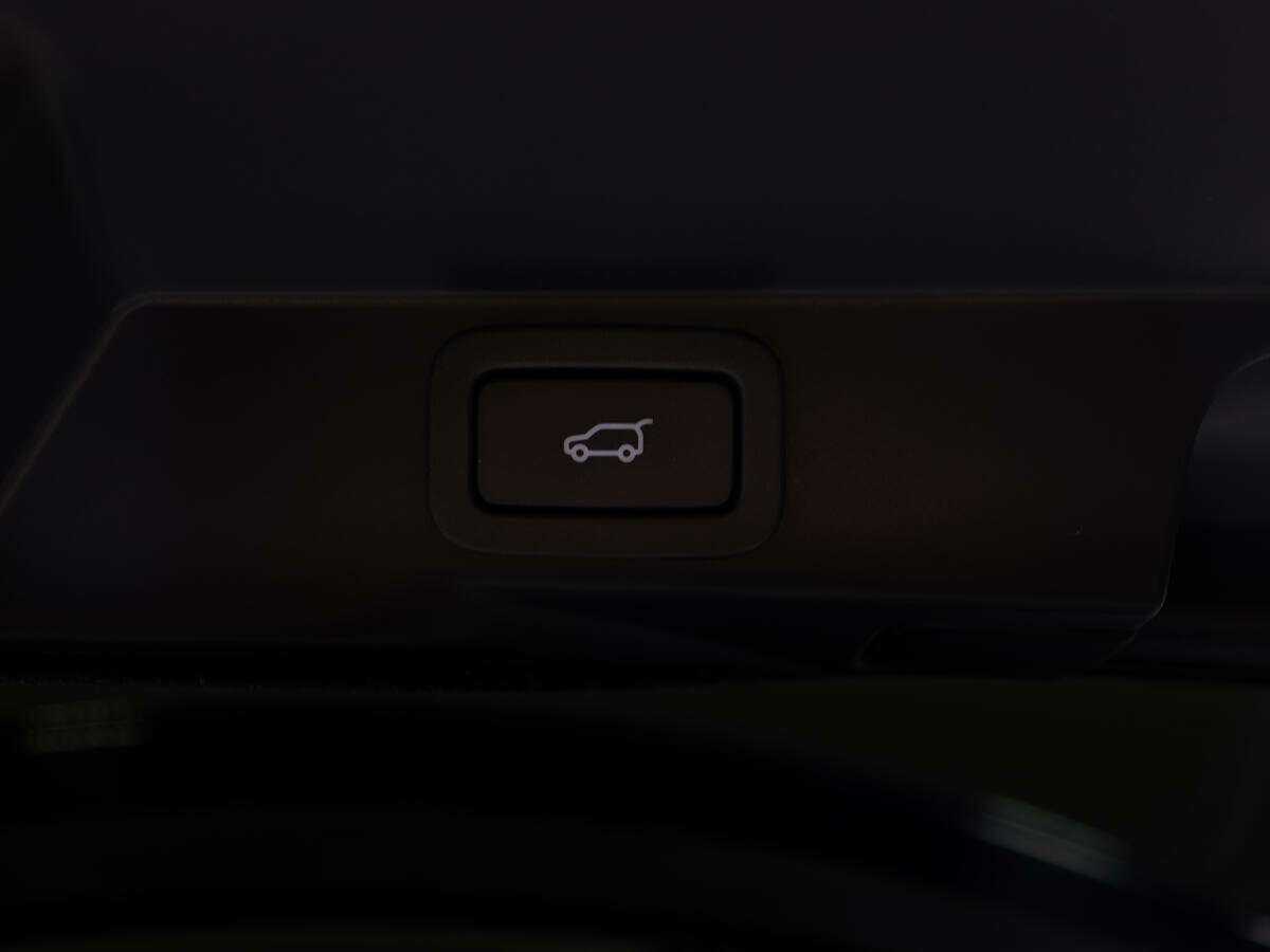 Land Rover Range Rover Sport, 2018 Фото №12