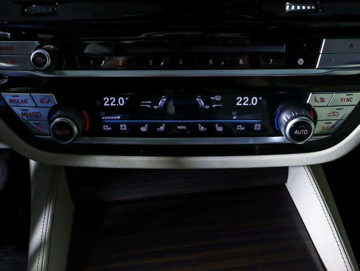 BMW 5 серии 530d xDrive, 2018 Фото №18