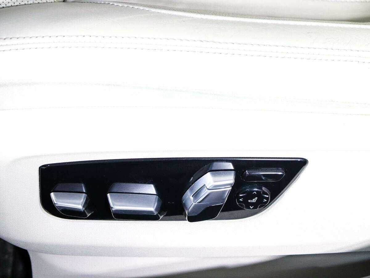 BMW 5 серии 530d xDrive, 2018 Фото №23