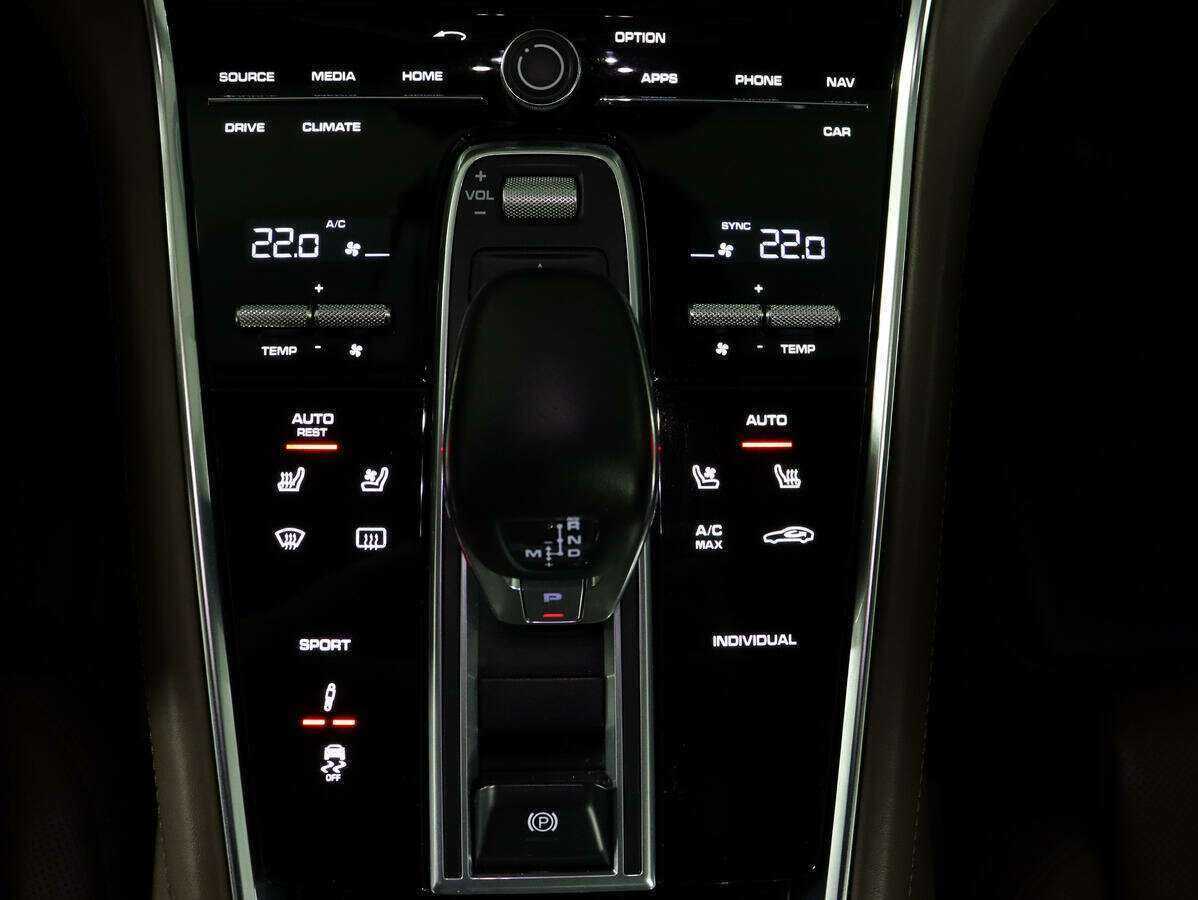 Porsche Panamera 4S, 2016 Фото №15