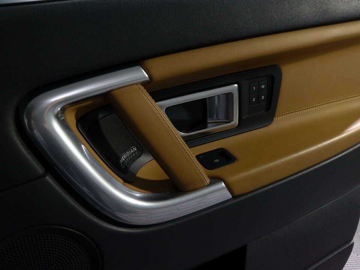 Land Rover Discovery Sport, 2017 Фото №19