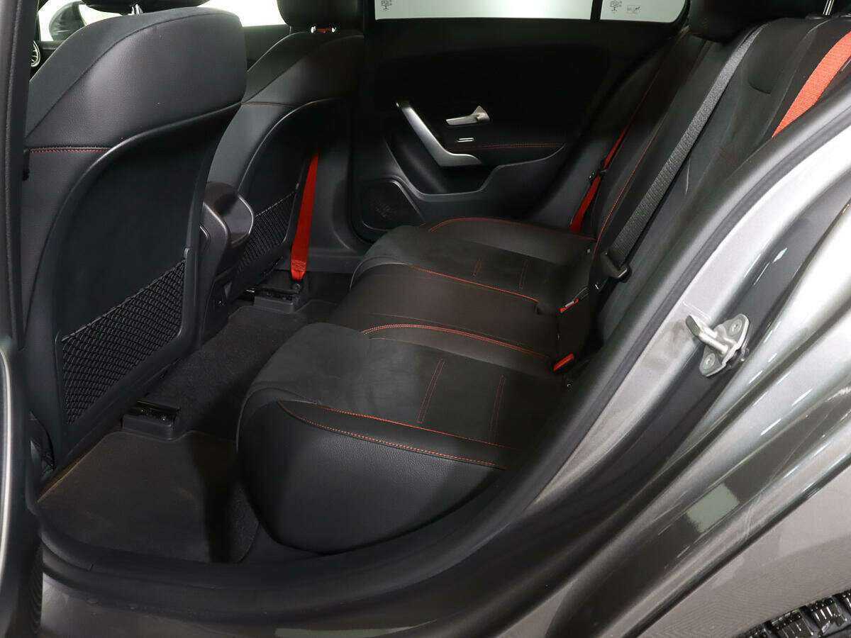 Mercedes-Benz A-Класс AMG 35 AMG, 2020 Фото №10