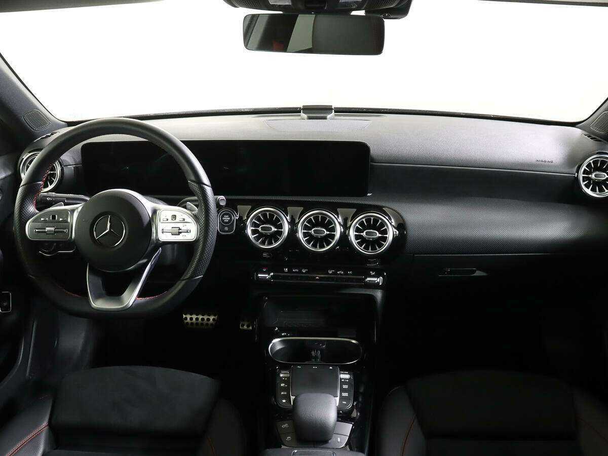 Mercedes-Benz A-Класс AMG 35 AMG, 2020 Фото №12