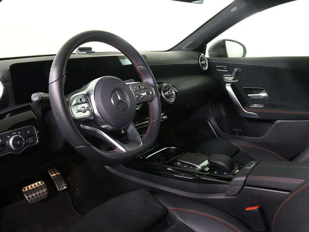 Mercedes-Benz A-Класс AMG 35 AMG, 2020 Фото №14