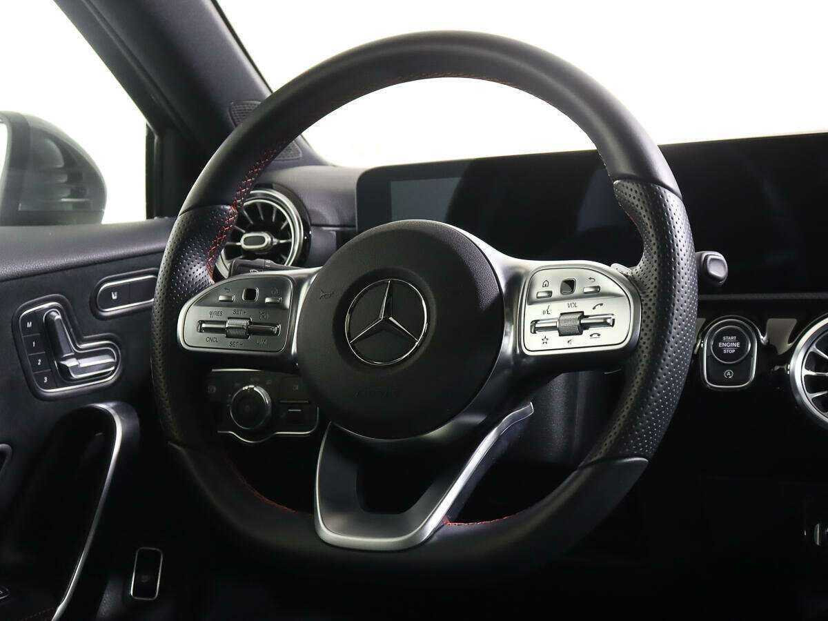 Mercedes-Benz A-Класс AMG 35 AMG, 2020 Фото №16