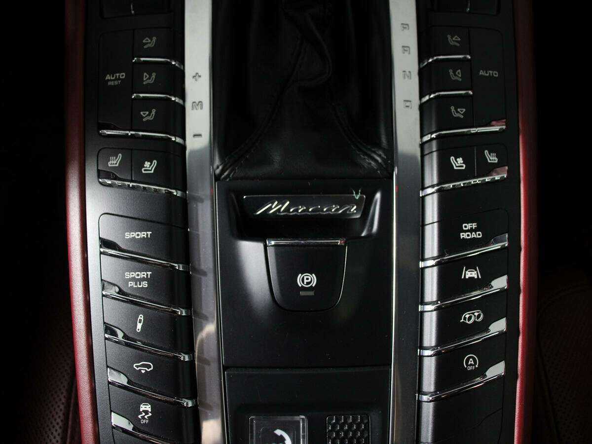 Porsche Macan GTS, 2017 Фото №19