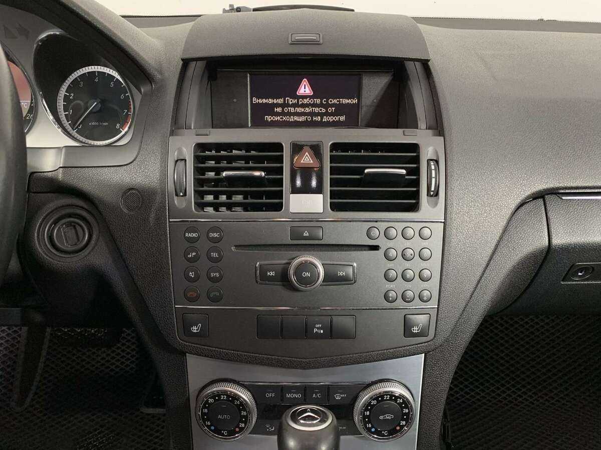 Mercedes-Benz C-Класс 180 BlueEFFICIENCY, 2010 Фото №12