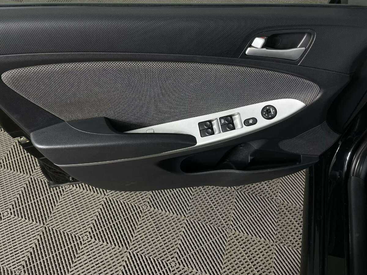 Hyundai Solaris, 2011 Фото №8