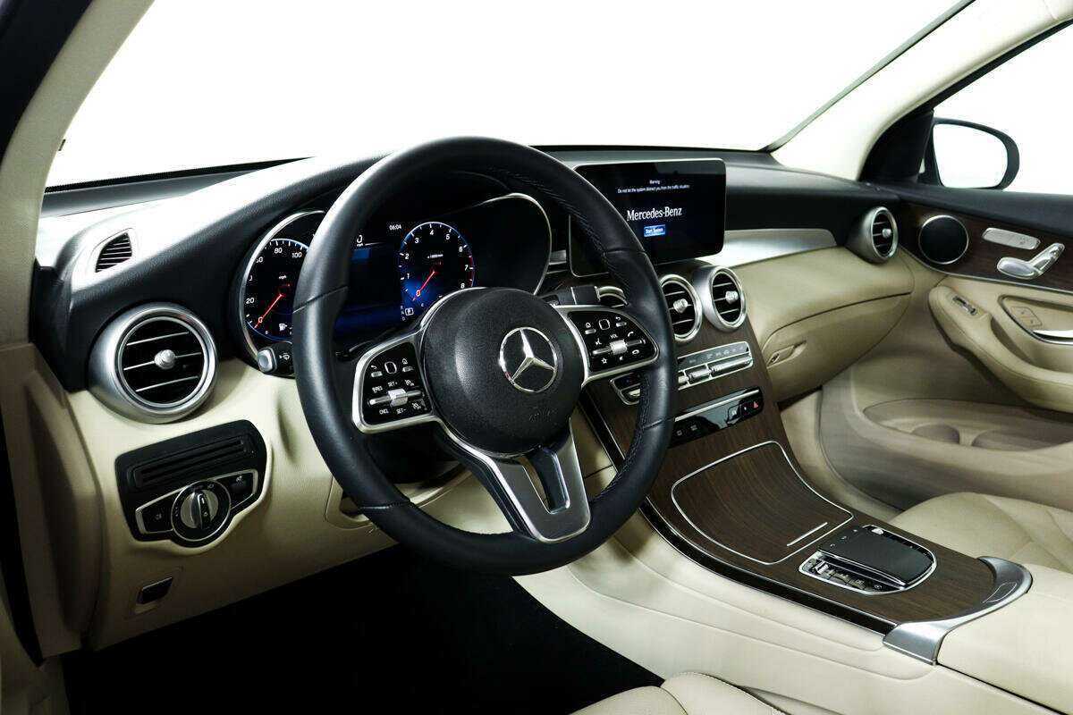 Mercedes-Benz GLC 300, 2022 Фото №13