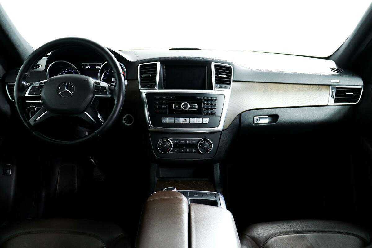 Mercedes-Benz GL-Класс 400, 2015 Фото №11