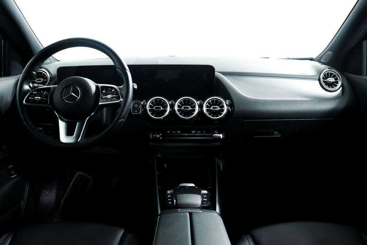 Mercedes-Benz GLA 200, 2020 Фото №11