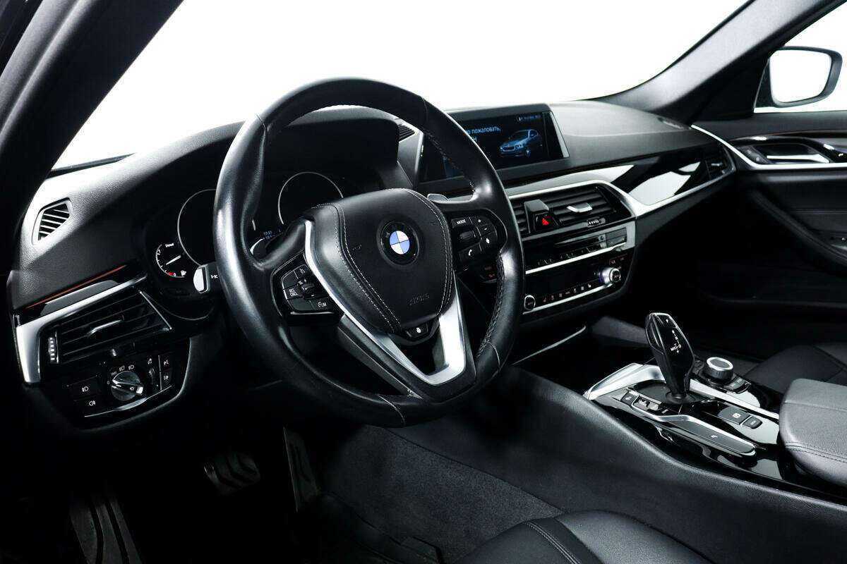 BMW 5 серии 520d xDrive, 2018 Фото №13