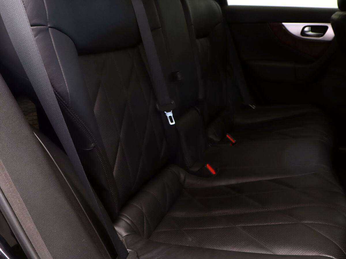 Infiniti FX37, 2010 Фото №6