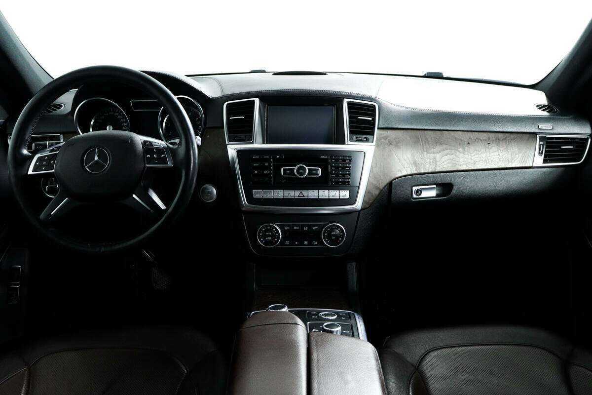 Mercedes-Benz GL-Класс 500, 2014 Фото №11