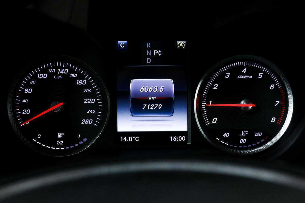 Mercedes-Benz GLC 250, 2016 Фото №10