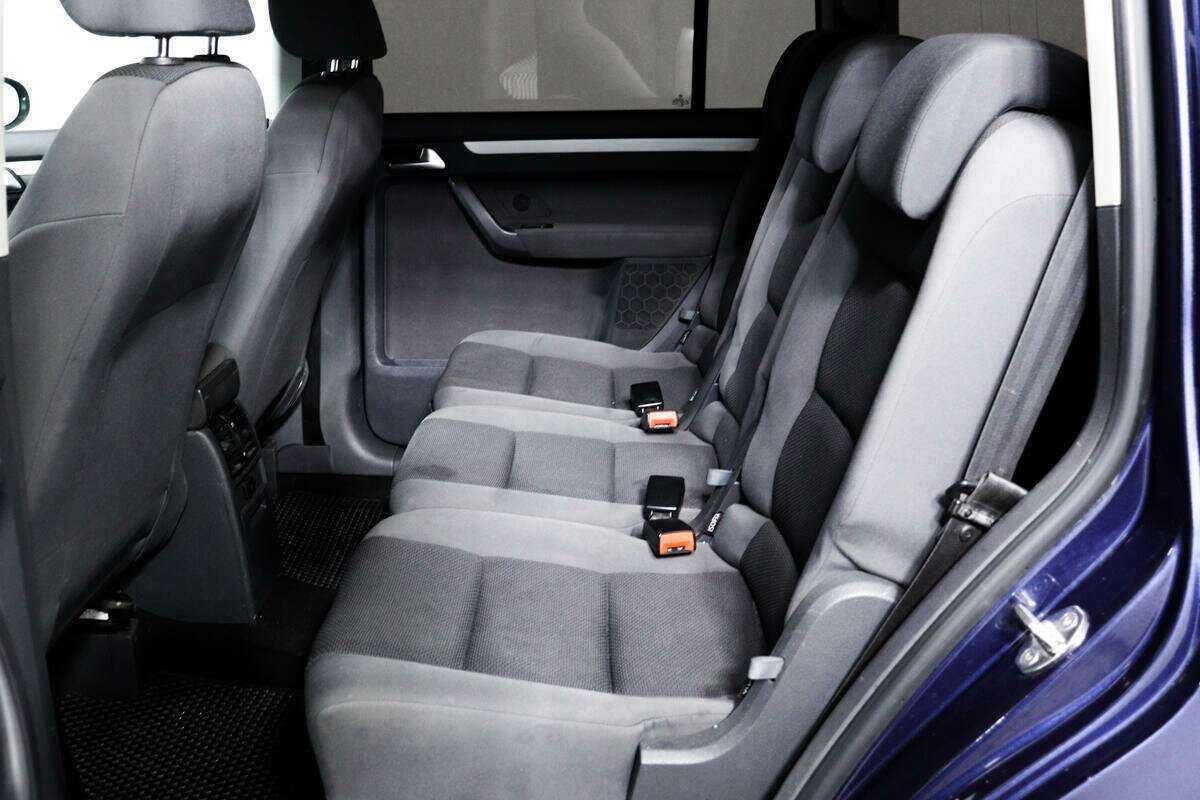 Volkswagen Touran, 2012 Фото №12