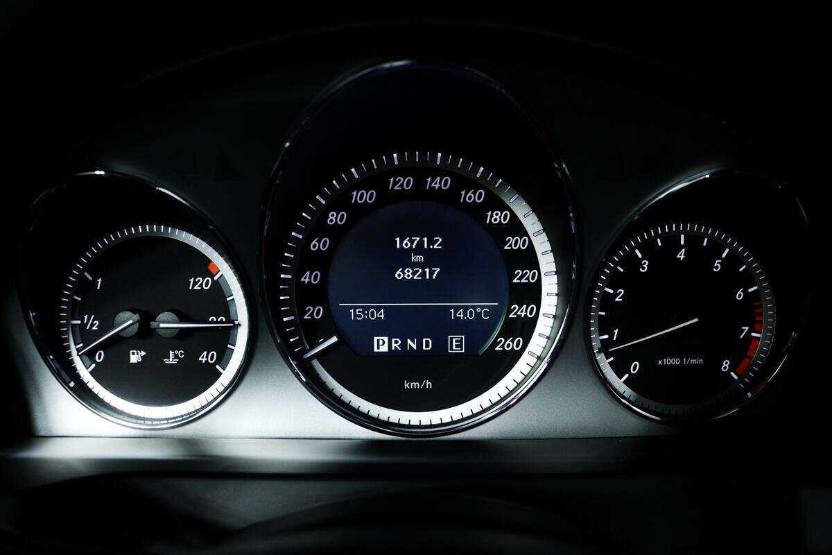 Mercedes-Benz C-Класс 180 BlueEFFICIENCY, 2011 Фото №10