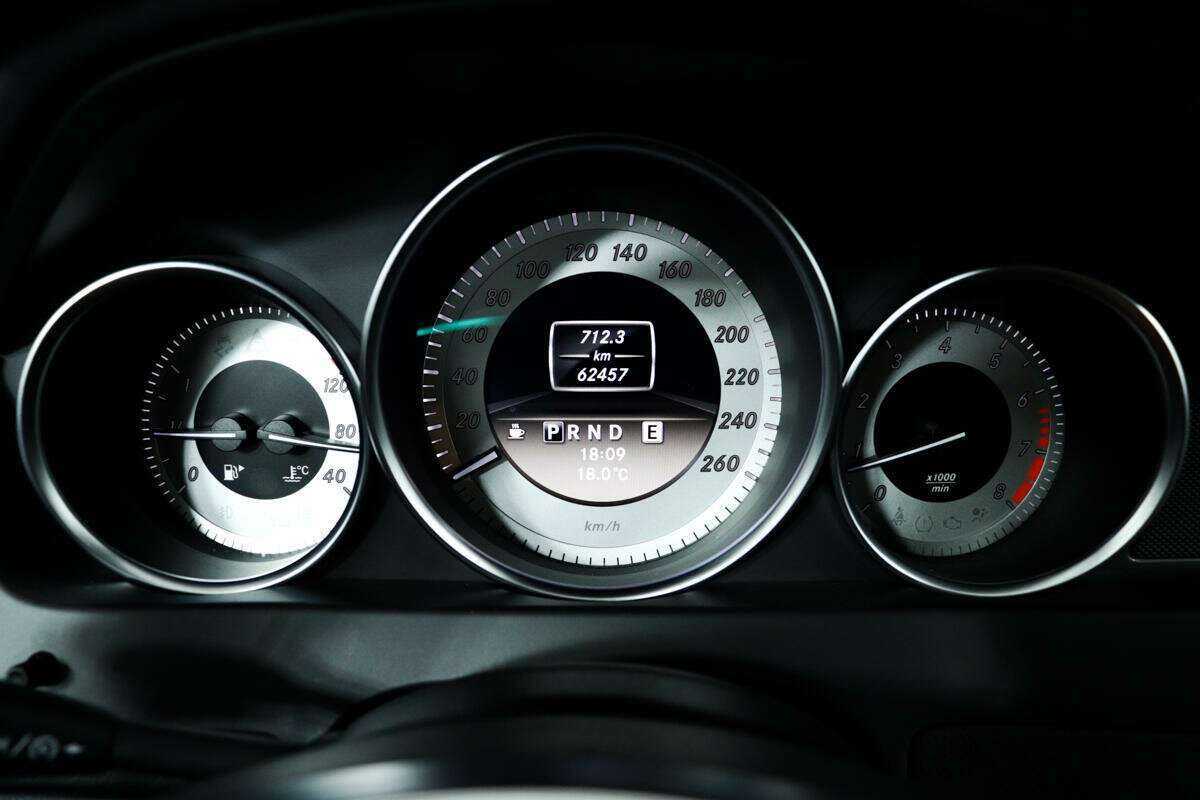 Mercedes-Benz C-Класс 180 BlueEFFICIENCY, 2011 - 62 456 км. | Фото №8