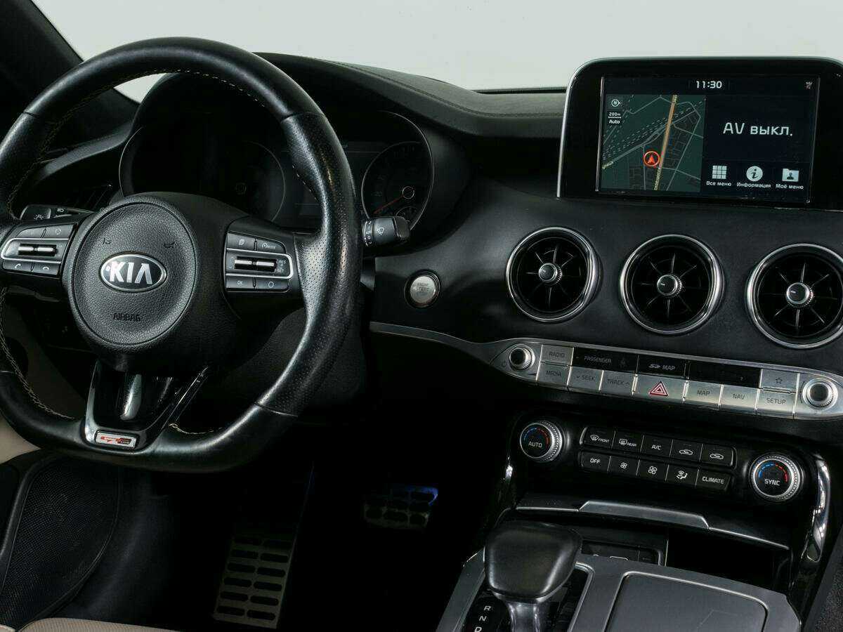 Kia Stinger, 2018 Фото №9