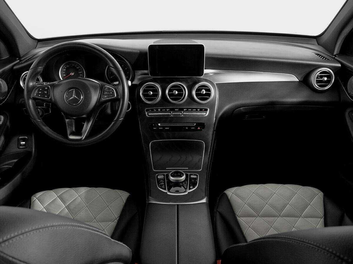 Mercedes-Benz GLC 250, 2017 Фото №12
