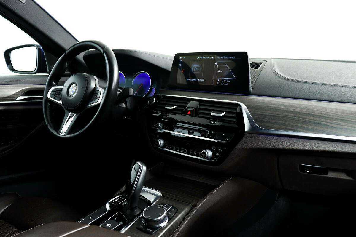 BMW 5 серии 530d xDrive, 2018 Фото №9