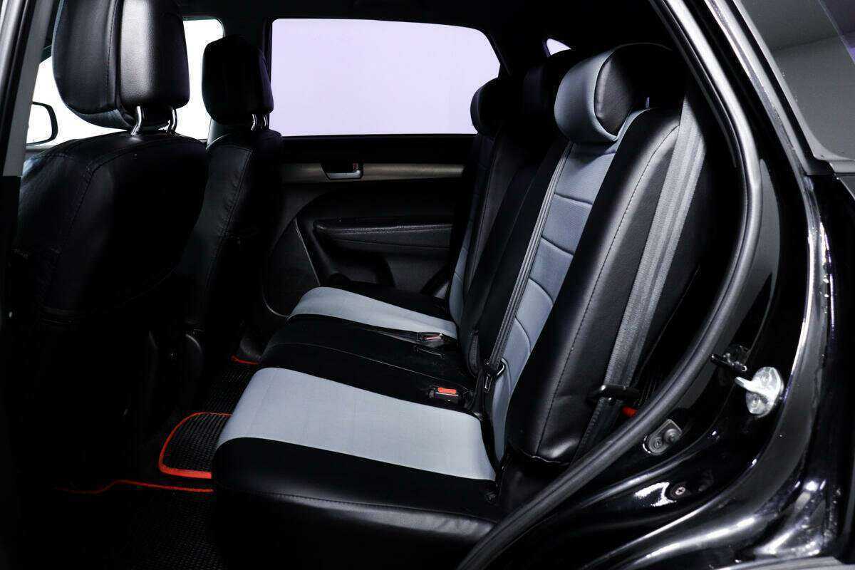 Kia Sorento, 2010 Фото №12