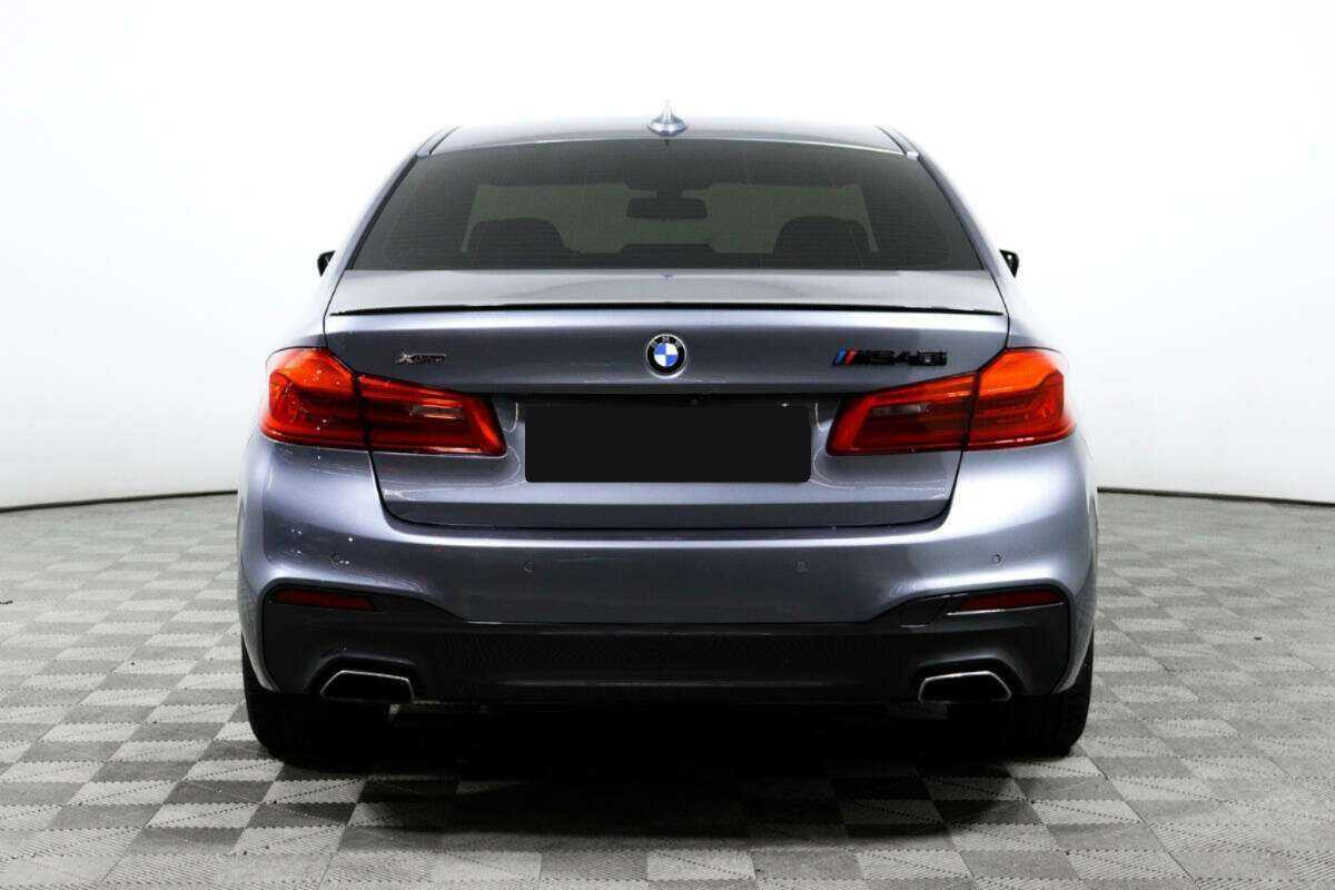 BMW 5 серии 540i xDrive, 2017 Фото №6