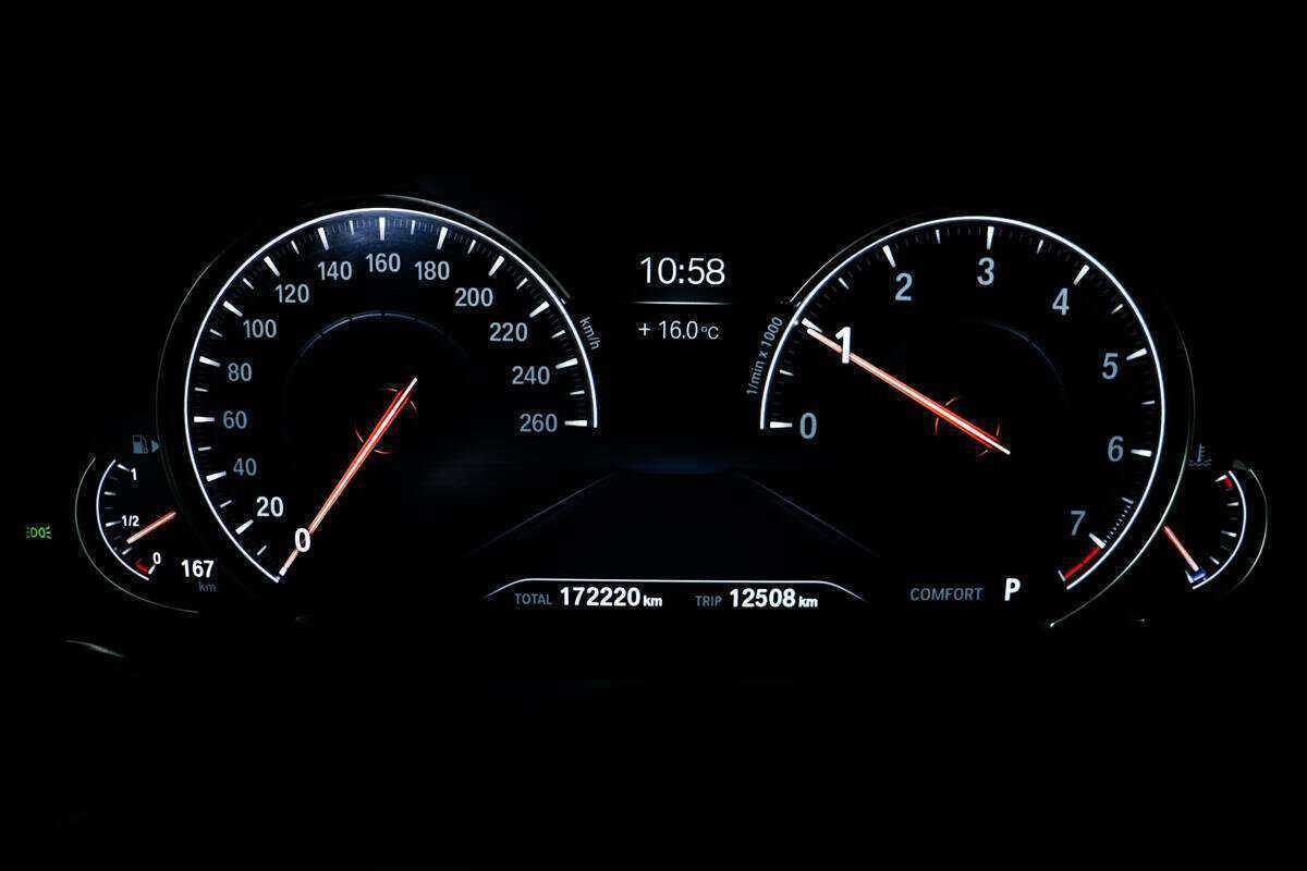 BMW 5 серии 540i xDrive, 2017 Фото №10