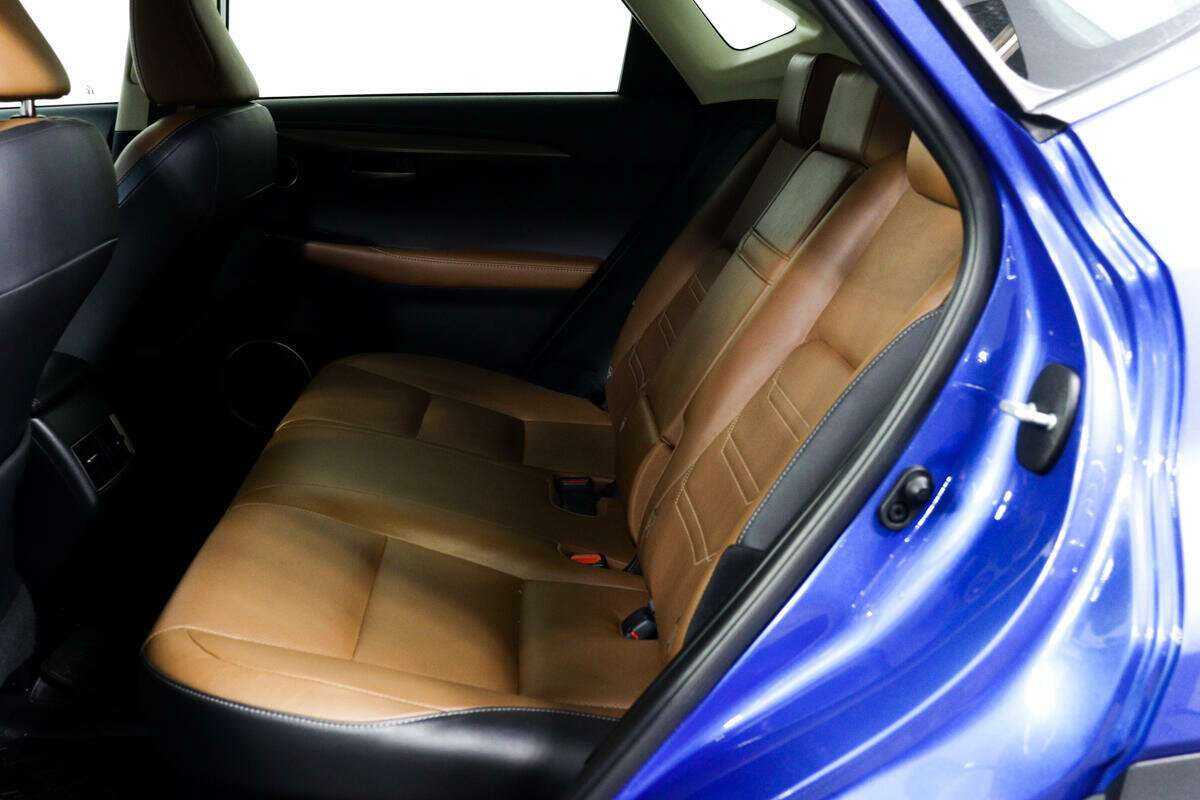 Lexus NX 200t, 2017 Фото №12