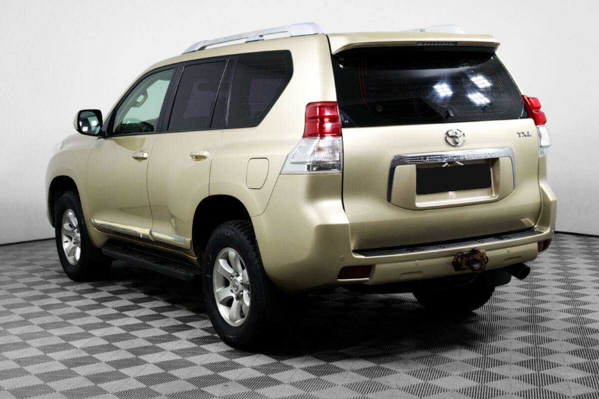 Toyota Land Cruiser Prado, 2011 Фото №7