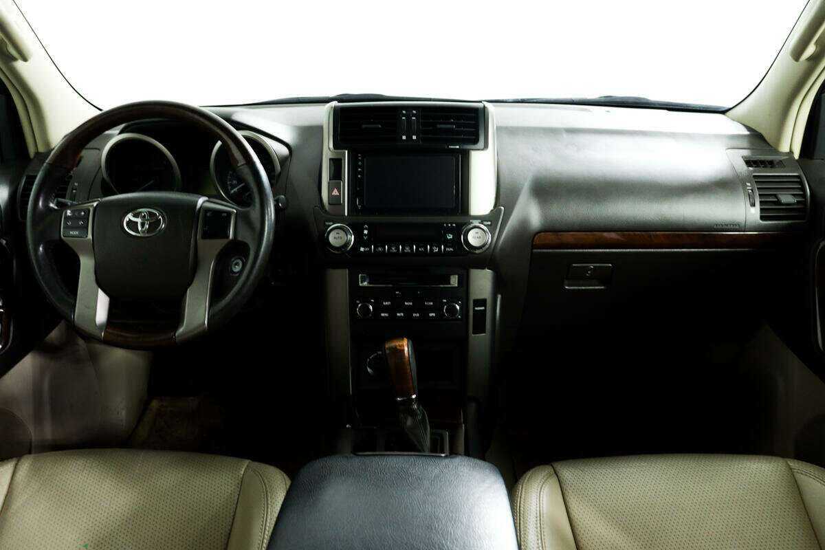 Toyota Land Cruiser Prado, 2011 Фото №11