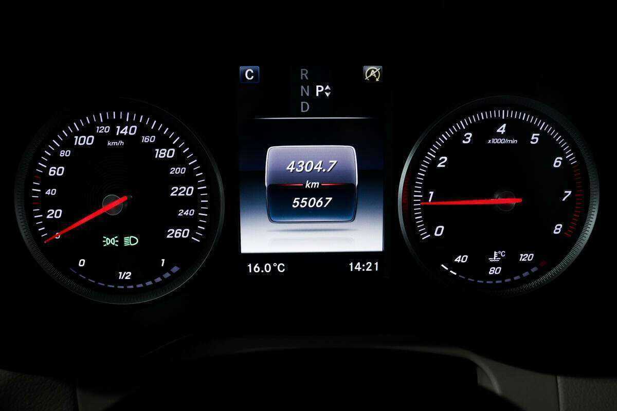 Mercedes-Benz GLC 250, 2015 Фото №10